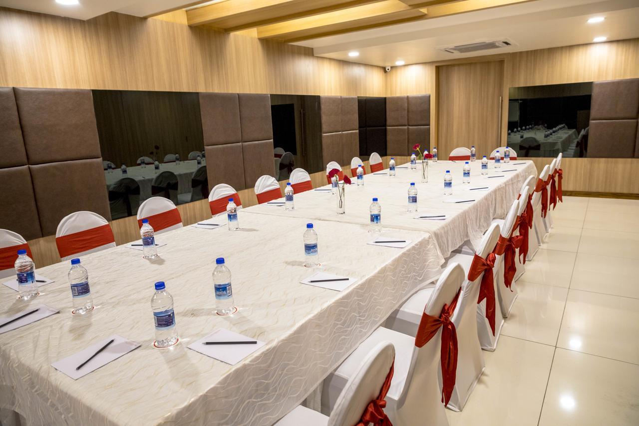 Hotel Citycentral Vijayawāda Zewnętrze zdjęcie